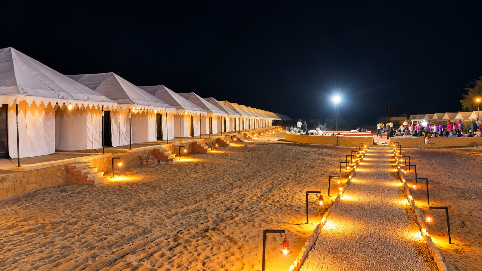 Luxury desert camp in Jaisalmer